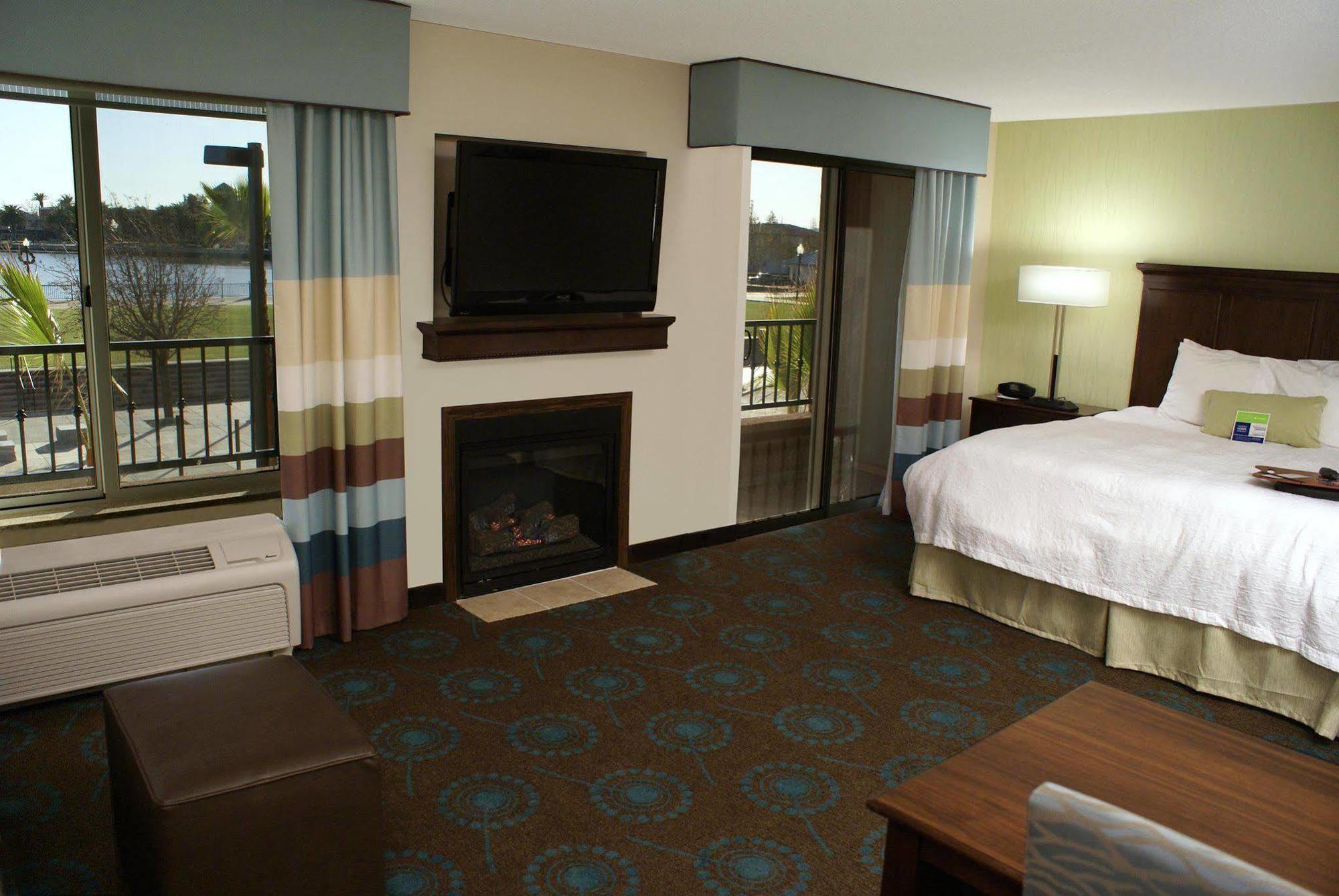 Hampton Inn & Suites Suisun City Waterfront Habitación foto